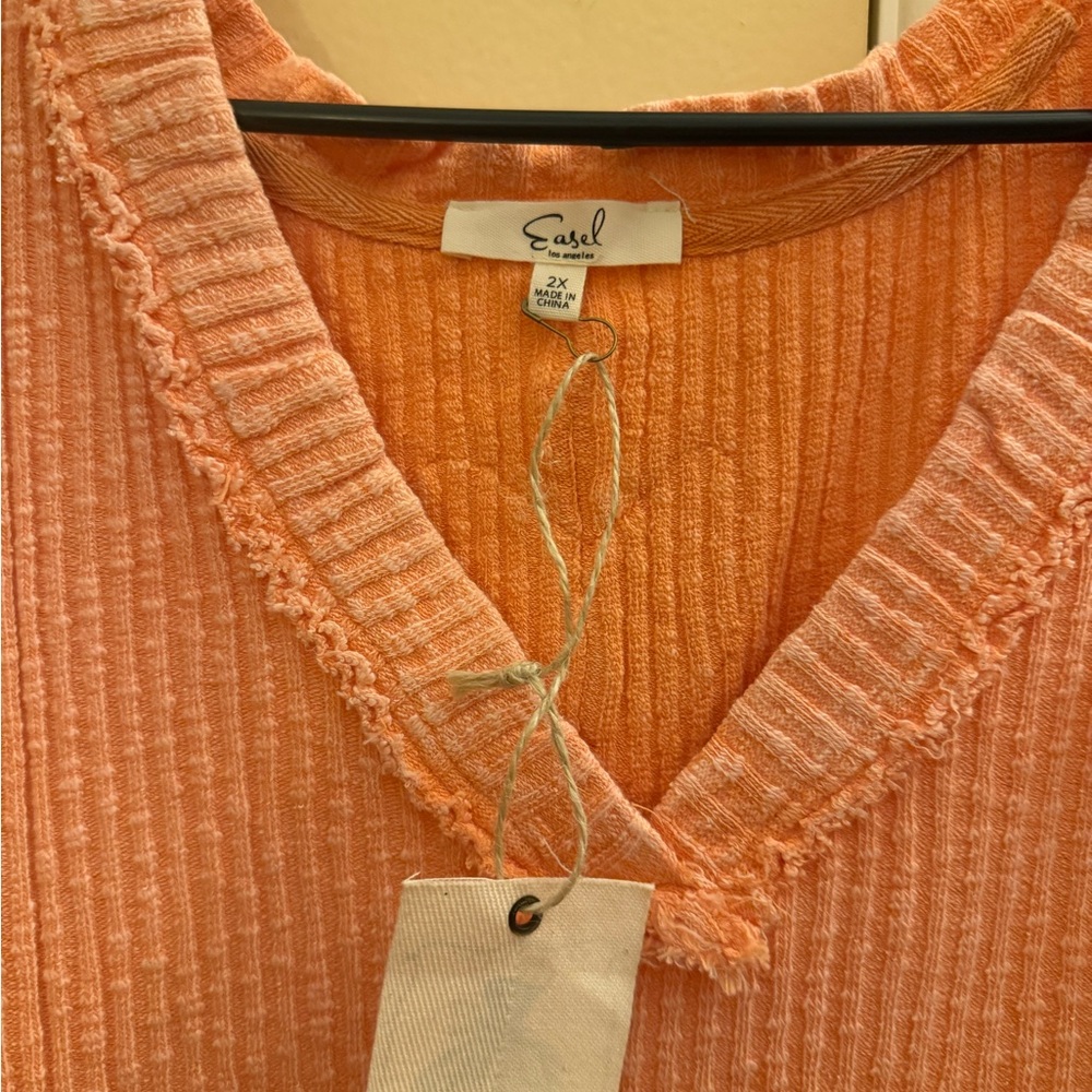 Easel Women's Vibrant V-Neck Sweater